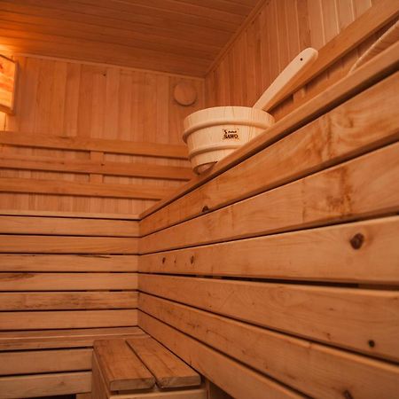 Загородный Отельно-Ресторанный Комплекс "Четыре Сезона" Pylypovychi 外观 照片